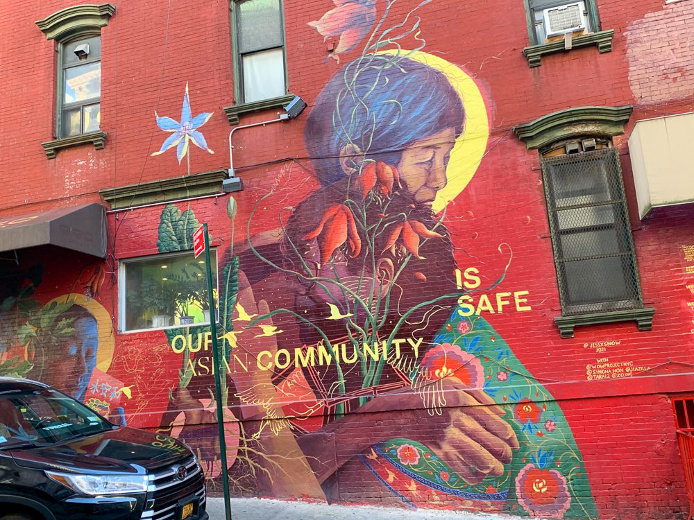 Chinatown NYC mural on Mosco Street